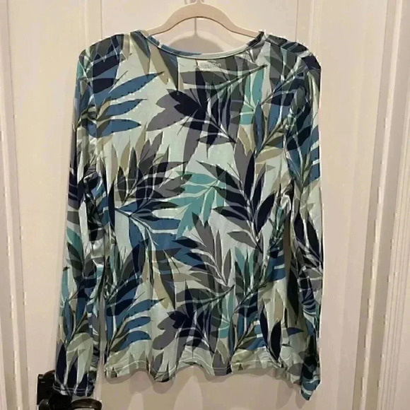 TOMMY HILFIGER SEERSUCKER SHORTS  size 8 - Picture 6 of 7